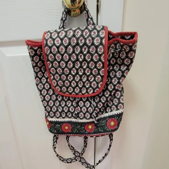 NWOT!  Quilted backpack NWOT Marc Jacobs Black Quilted Backpack Gold Zipper Zip  main image 2